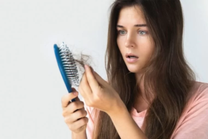 Rụng tóc nhiều có nguy hiểm không? Cách chữa rụng tóc hiệu quả